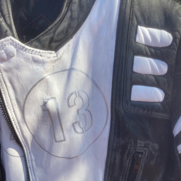 One of a kind custom hand painted leather jacket - Picture 2 of 4